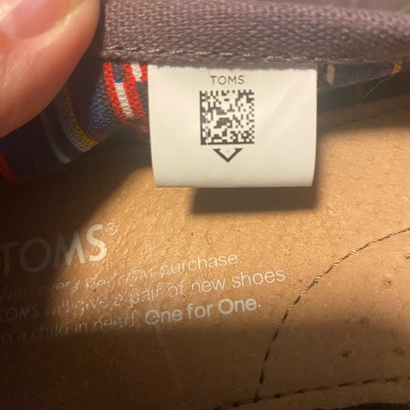 Tom’s slip on gray canvas shoes Size 6.5 - Picture 6 of 6